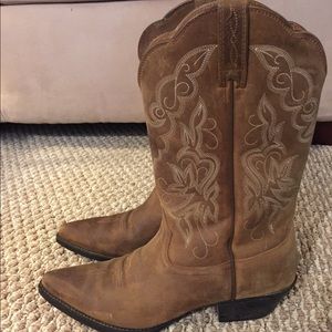Ariat Women’s Cowboy Boots